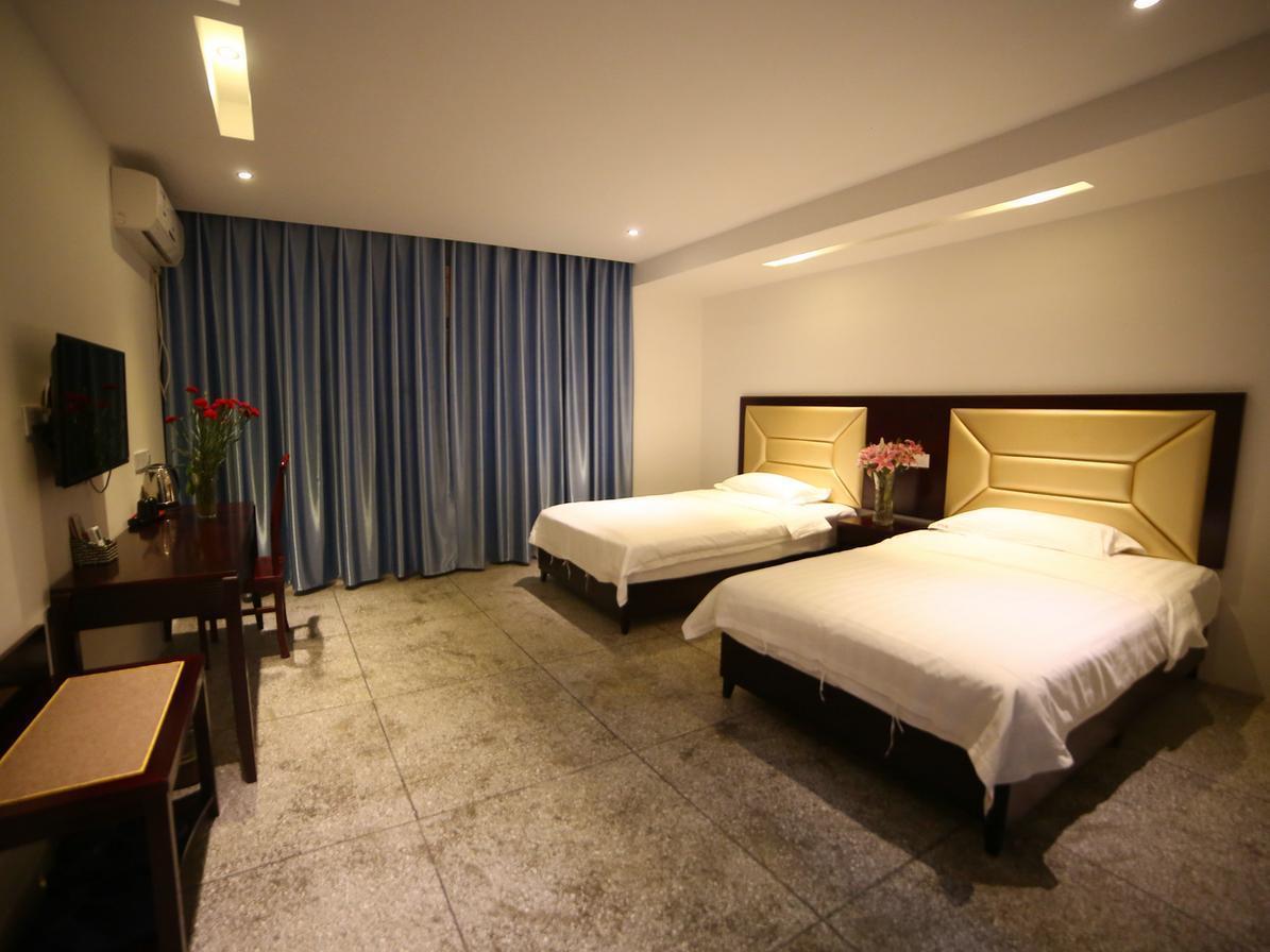 Luoyang Heartland International Youth Hostel Bagian luar foto