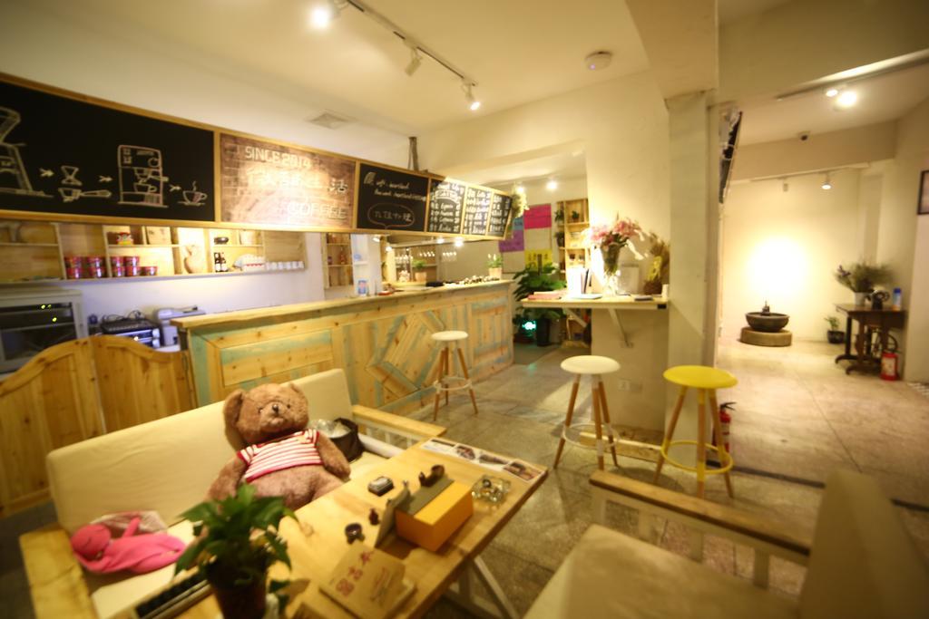 Luoyang Heartland International Youth Hostel Bagian luar foto