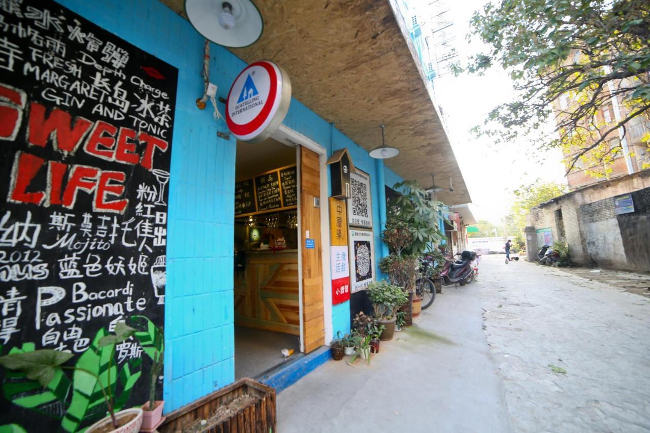 Luoyang Heartland International Youth Hostel Bagian luar foto